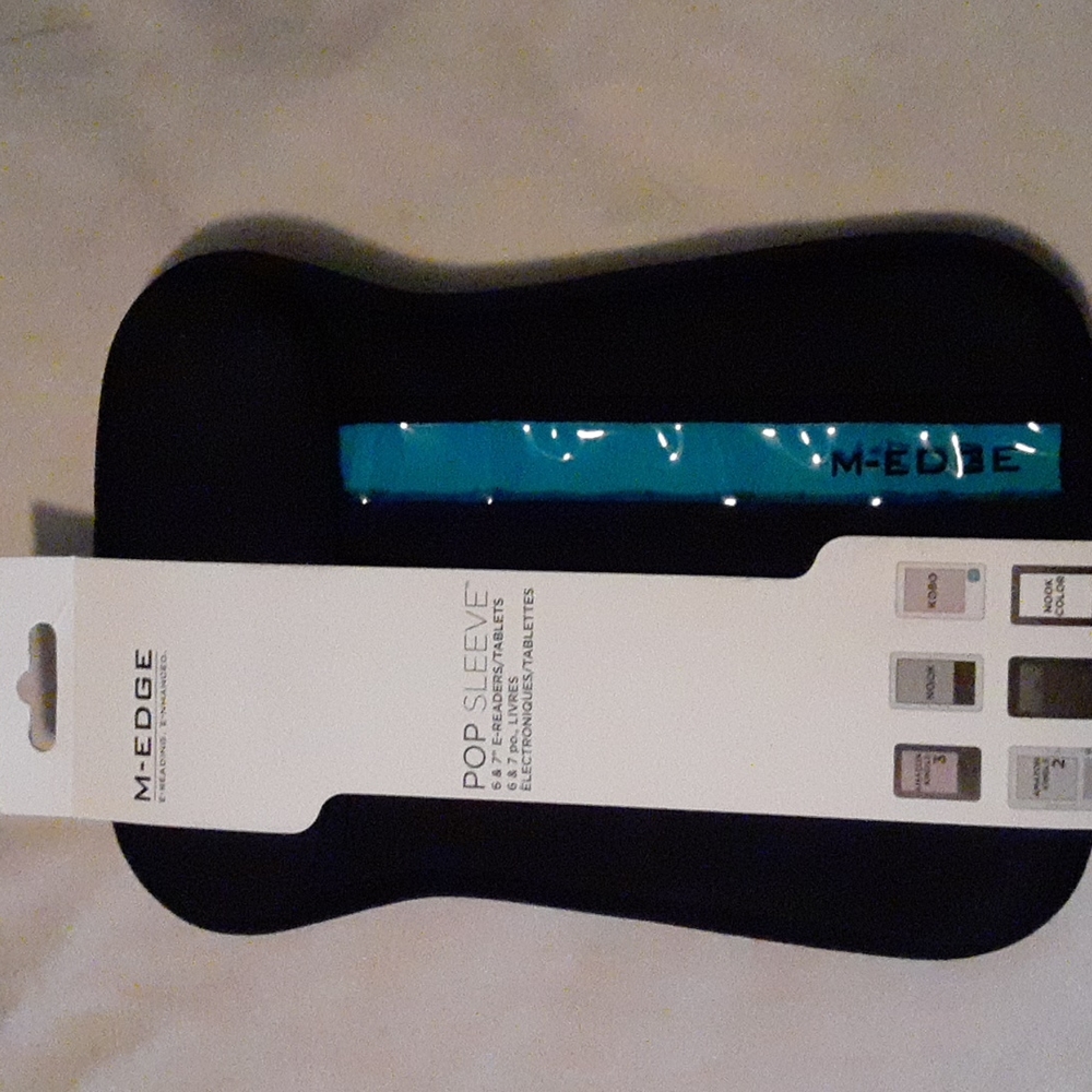 NWT M-Edge POP Sleeve for 6 & 7" E-Readers/ Tablets